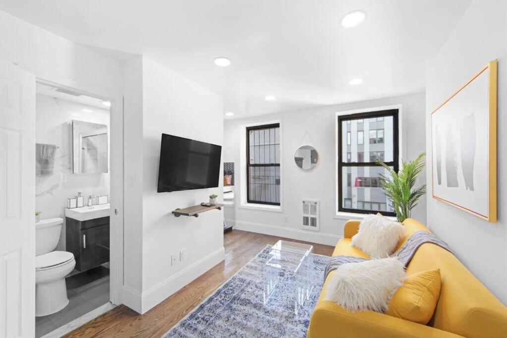 Appartement 69-4b Celebrate New Year In Style Modern 1br In Prime Lower East Side